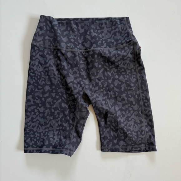 Buffbunny bike shorts - Picture 2 of 5